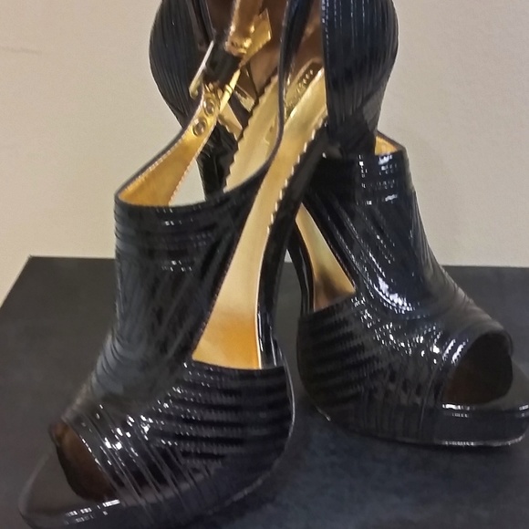 Report Signature - Picture 3 of 6